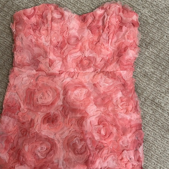 ADRIELE MINI DRESS - SWEETHEART BODYCON 3D FLORAL DRESS IN PINK FLORAL - Picture 6 of 8